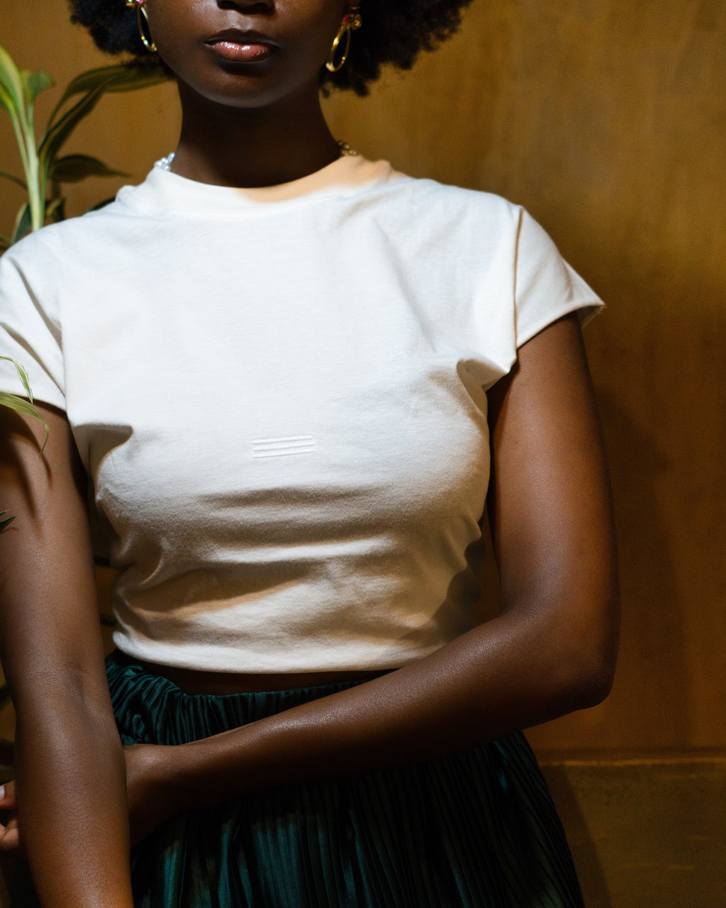 T-Shirt Crop Sans Manche Beige Brode - DOZO X LUCK