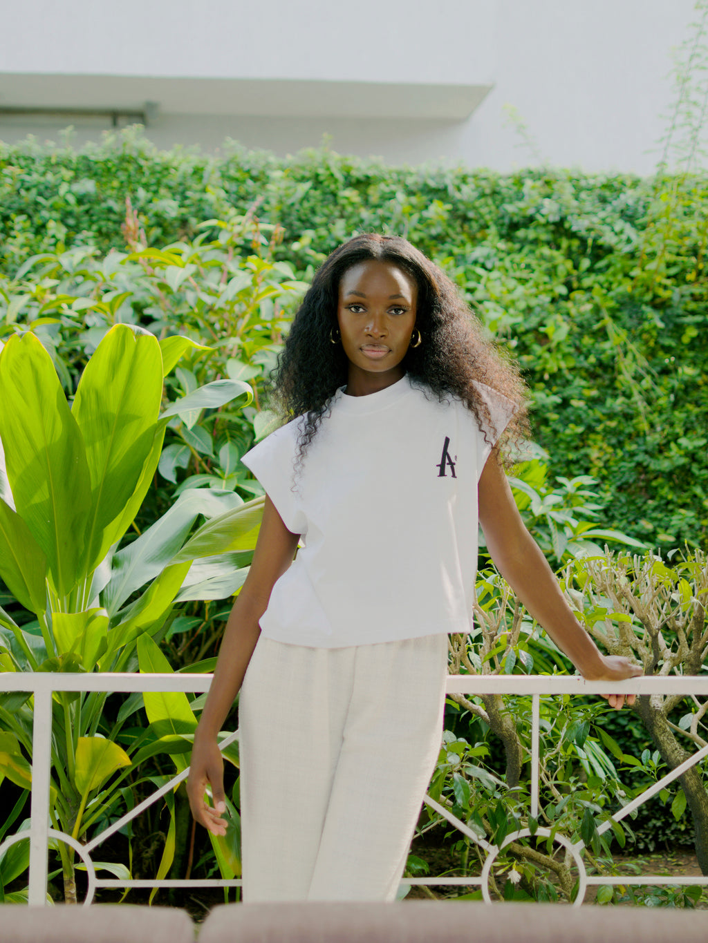 "City of newness" tshirt crop sans manches