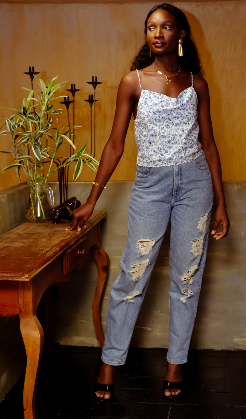 Top A Fines Bretelles " vine verde " - blanc à fleurs