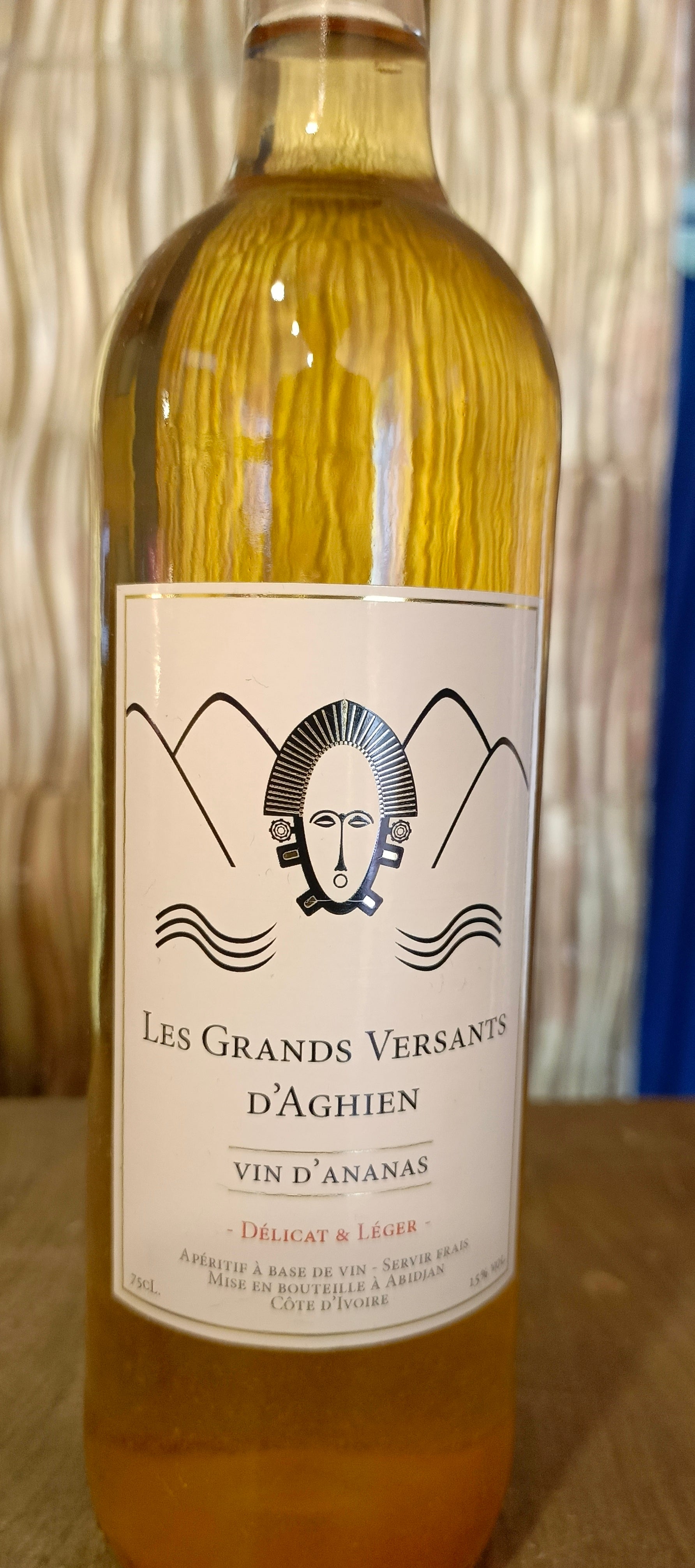 vin d'ananas-LES GRANDS VERSANTS D'AGHIEN